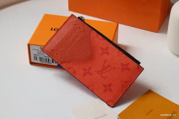 WIS COIN HOLDER LOUIS VUITTON CARD 0528